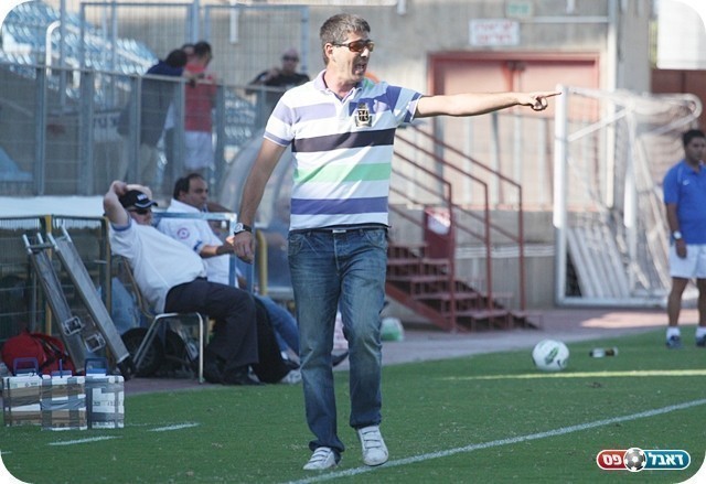 הודיע על עזיבה. ברוך סער (לירן דורף)